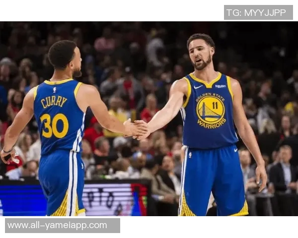 浓眉称赞球队阵容深度九到十名球员具备轮换实力