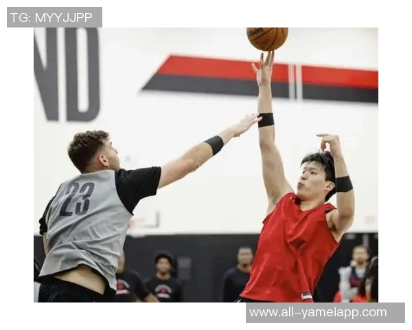 克林根身边杨瀚森难以突破罗威健康状态下更具影响力 克林根身边杨瀚森难以突破罗威健康状态下更具影响力