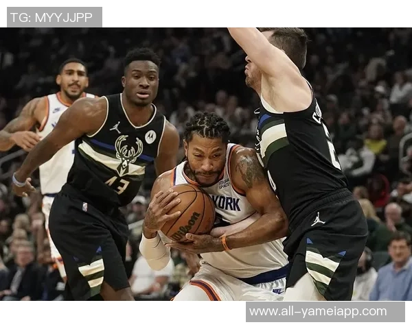 字母哥首次休赛期考虑外部选择引发尼克斯与雄鹿的谈判动态