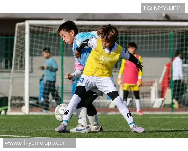 北京国安天赋日活动在天坛体育中心成功举办U12梯队选拔赛吸引众多小球员参与