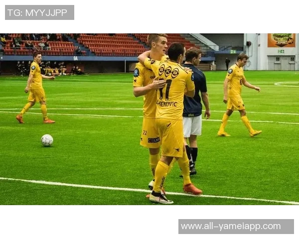 罗伊斯加盟DAZN担任欧冠专家评论员首秀点评多特对阵博德闪耀