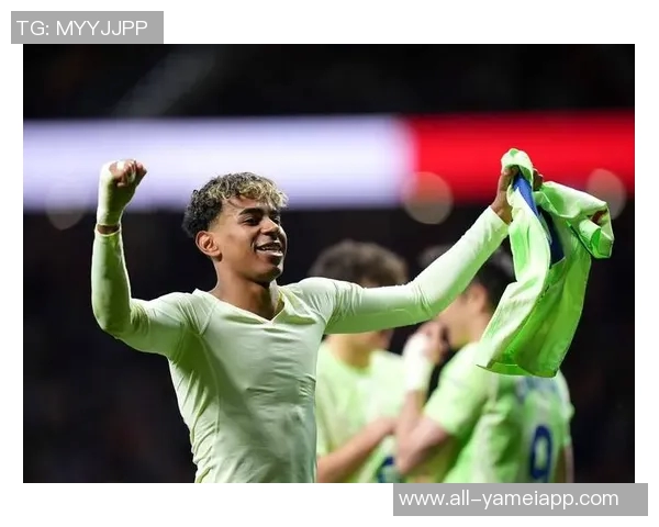 亚马尔重返巴塞罗那积极进行康复治疗全力恢复状态